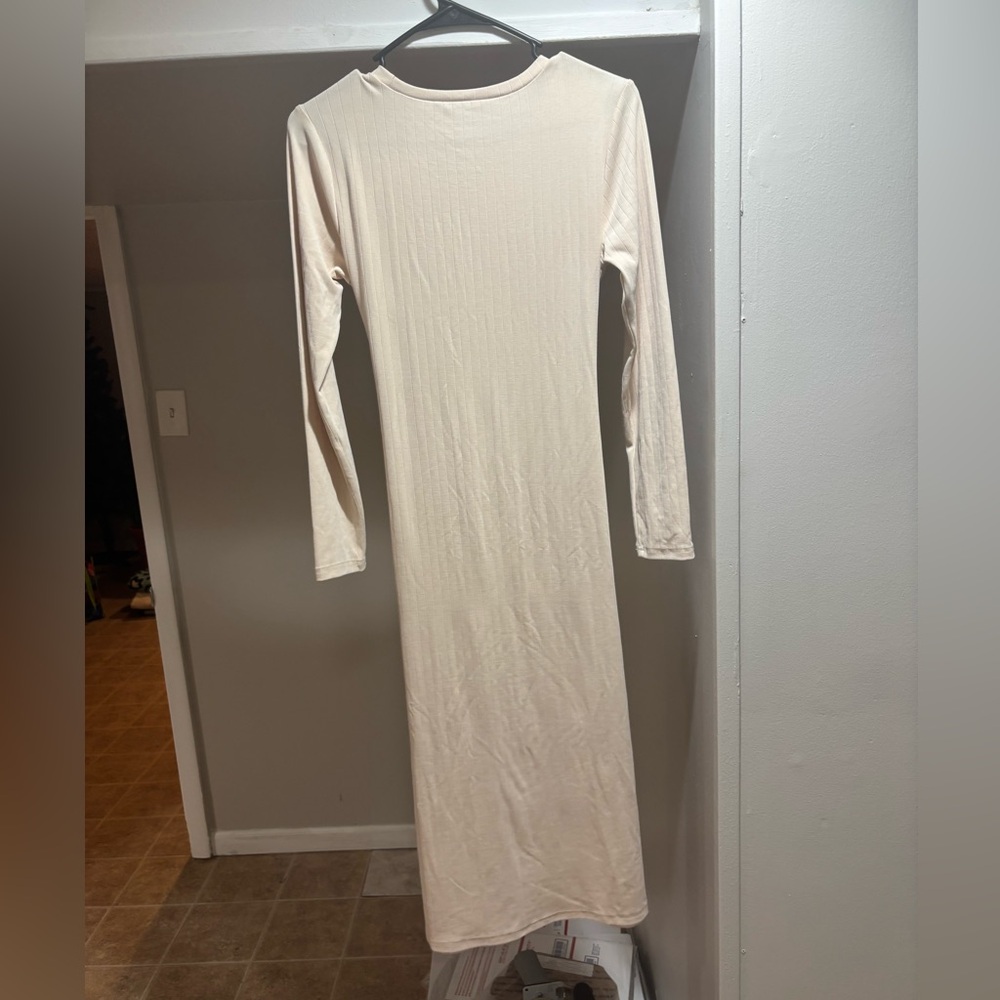 BB Dakota by Steve Madden Cream Long Sleeve Dress - Picture 5 of 5